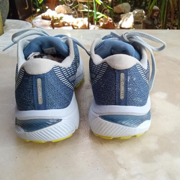 Asics Women's Gel Cumulus Sneakers sz. 6.5 - Picture 3 of 8